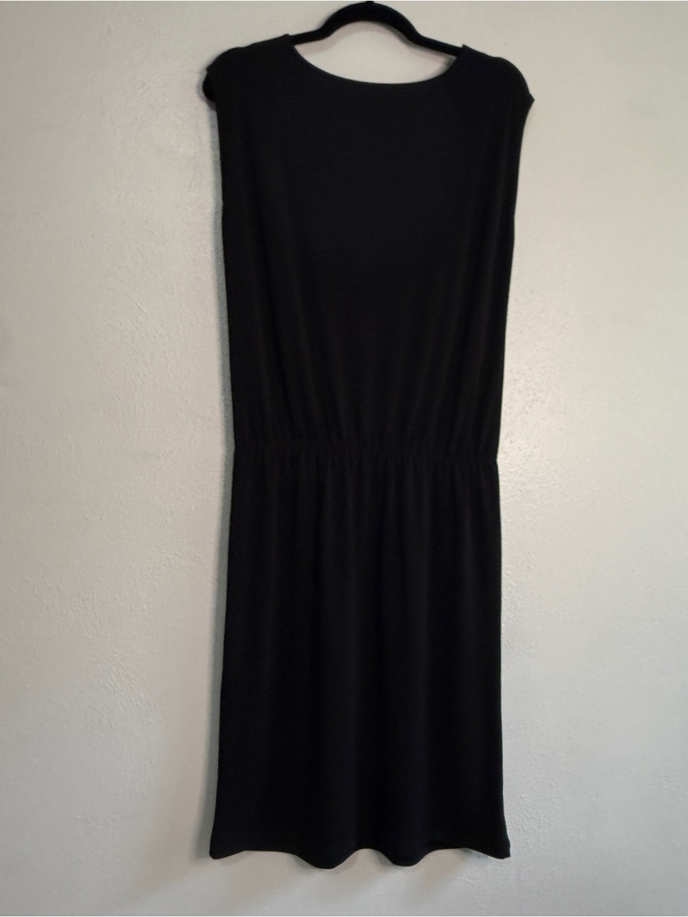 Talbots Black Sleeveless Midi Dress with elasticized waistband. Sz SP.